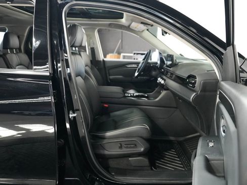 Used 2025 Honda Pilot Elite image 41