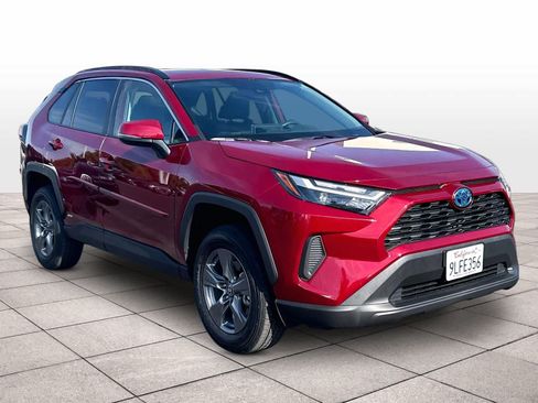 Used 2024 Toyota RAV4 XLE w/ Convenience Package AWD/4WD image 3
