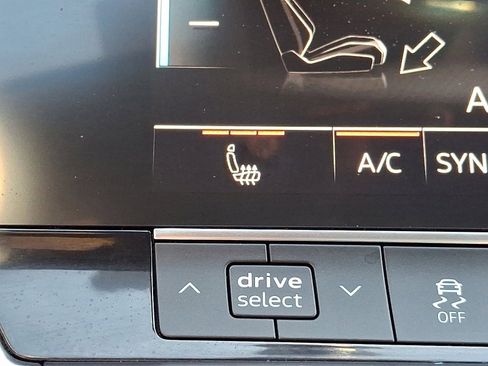 Used 2024 Audi A6 Premium Plus image 24