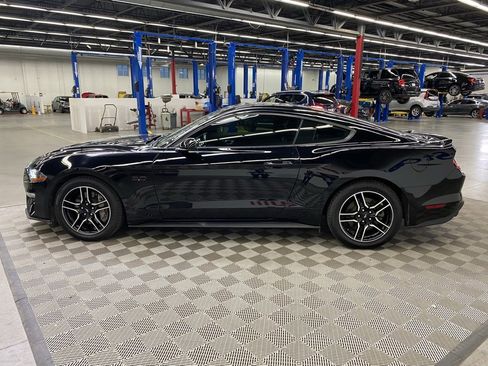 Used 2020 Ford Mustang GT image 5