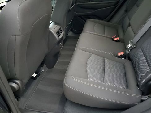 Used 2024 GMC Terrain SLE image 20