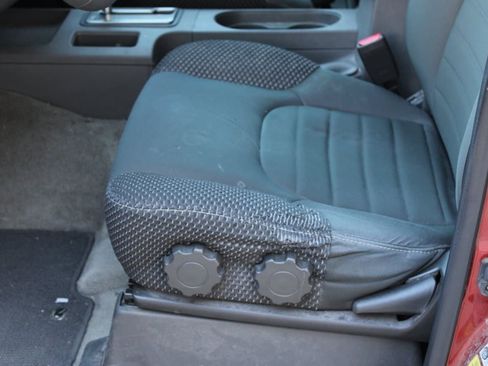 Used 2016 Nissan Frontier Desert Runner image 13