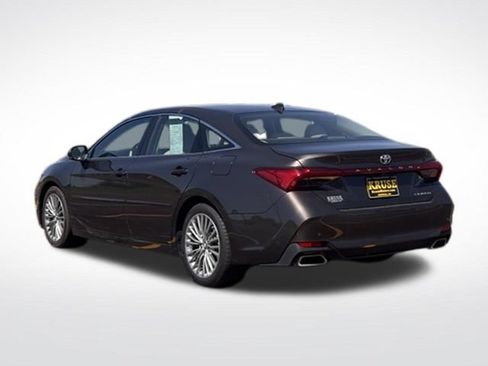 Used 2019 Toyota Avalon Limited w/ Advanced Safety Package FWD image 34