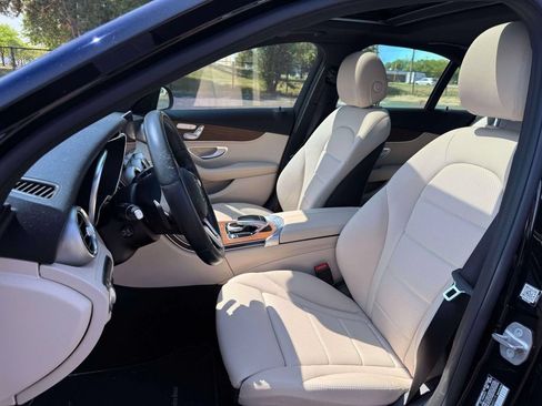 Used 2021 Mercedes-Benz C 300 4MATIC Sedan image 17