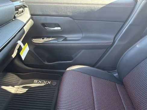 New 2026 Nissan Kicks SR w/ Cold Weather Package image 12