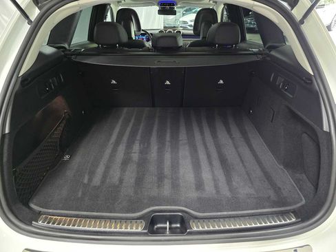 Used 2024 Mercedes-Benz GLC 300 4MATIC image 14