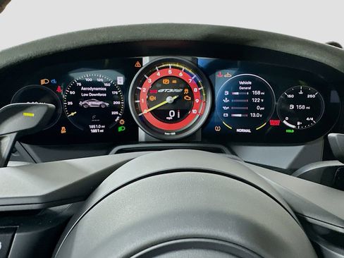 Certified 2025 Porsche 911 GT3 RS RWD image 13