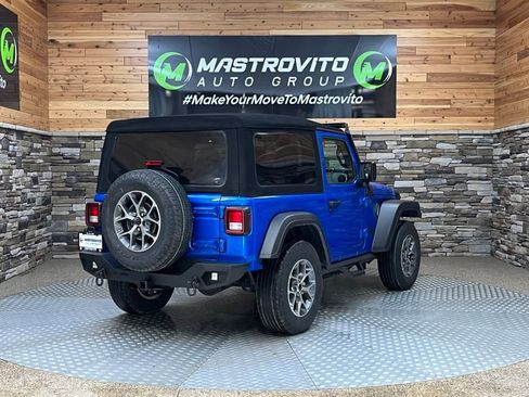 Used 2024 Jeep Wrangler Sport AWD/4WD image 10