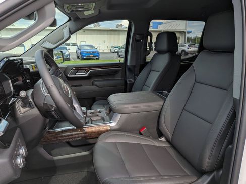 New 2026 GMC Sierra 1500 Elevation w/ Elevation Premium Package AWD/4WD image 11