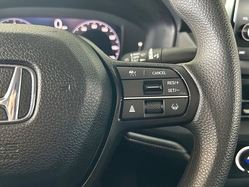 Used 2025 Honda Accord SE image 33
