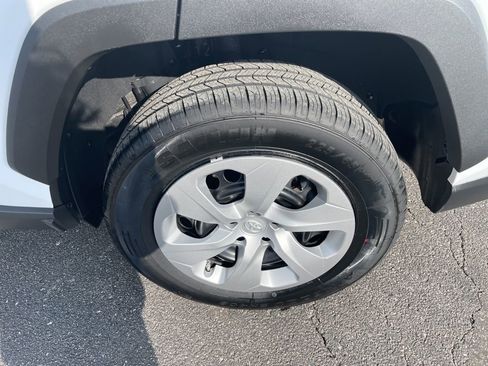 Used 2024 Toyota RAV4 LE image 10