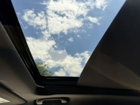 Certified 2023 Cadillac XT4 Premium Luxury w/ Technology Package image 21