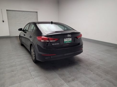 Used 2017 Hyundai Elantra SE w/ SE A/T Tech Package 03 FWD image 6
