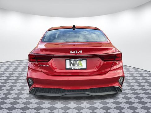 Used 2024 Kia Forte LXS image 4