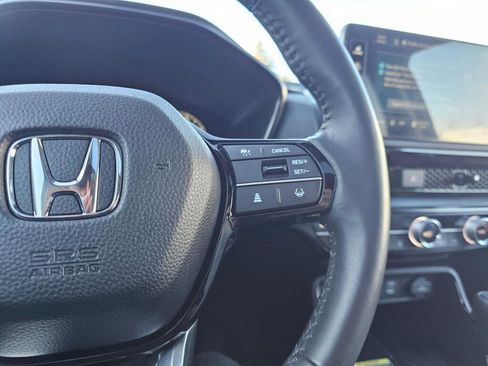 Used 2025 Honda CR-V EX-L image 32