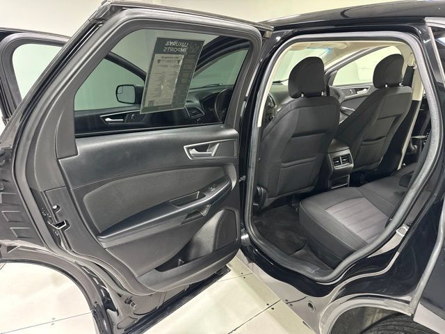 Used 2017 Ford Edge SE AWD/4WD image 20