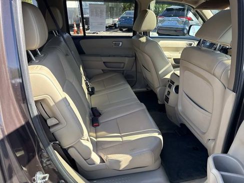 Used 2015 Honda Pilot Touring image 11
