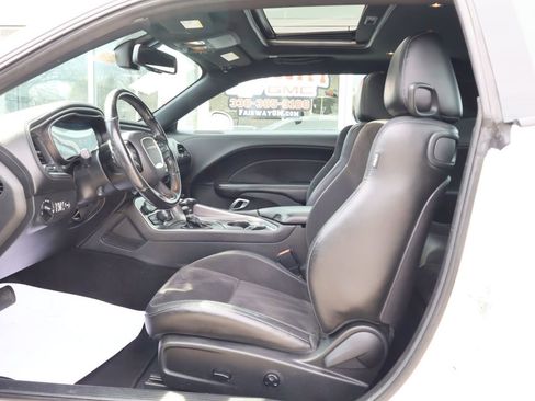Used 2020 Dodge Challenger GT w/ Plus Package AWD/4WD image 12