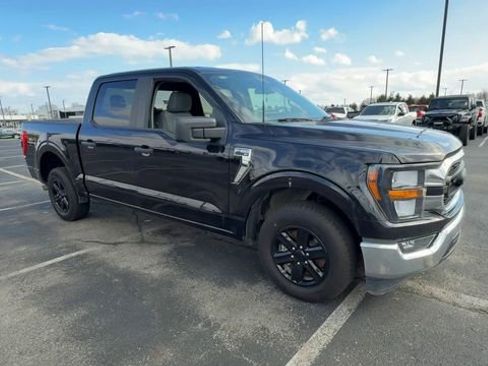 Used 2023 Ford F150 XLT RWD image 2