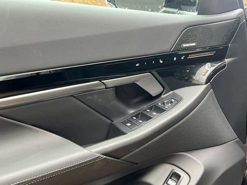 Used 2025 BMW 530i xDrive 530i xDrive image 15