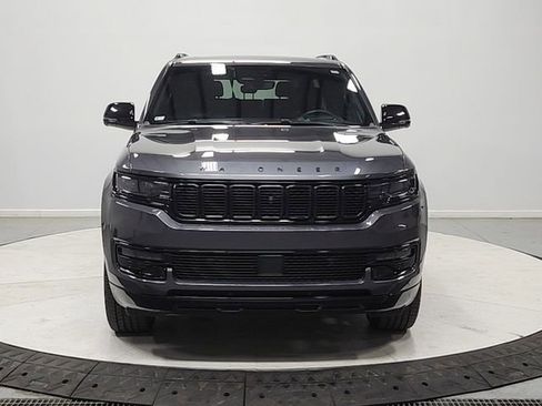 Used 2024 Jeep Wagoneer Series II w/ Convenience Group I image 2