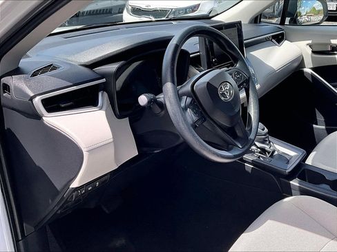 Used 2026 Toyota Corolla Cross L FWD image 8