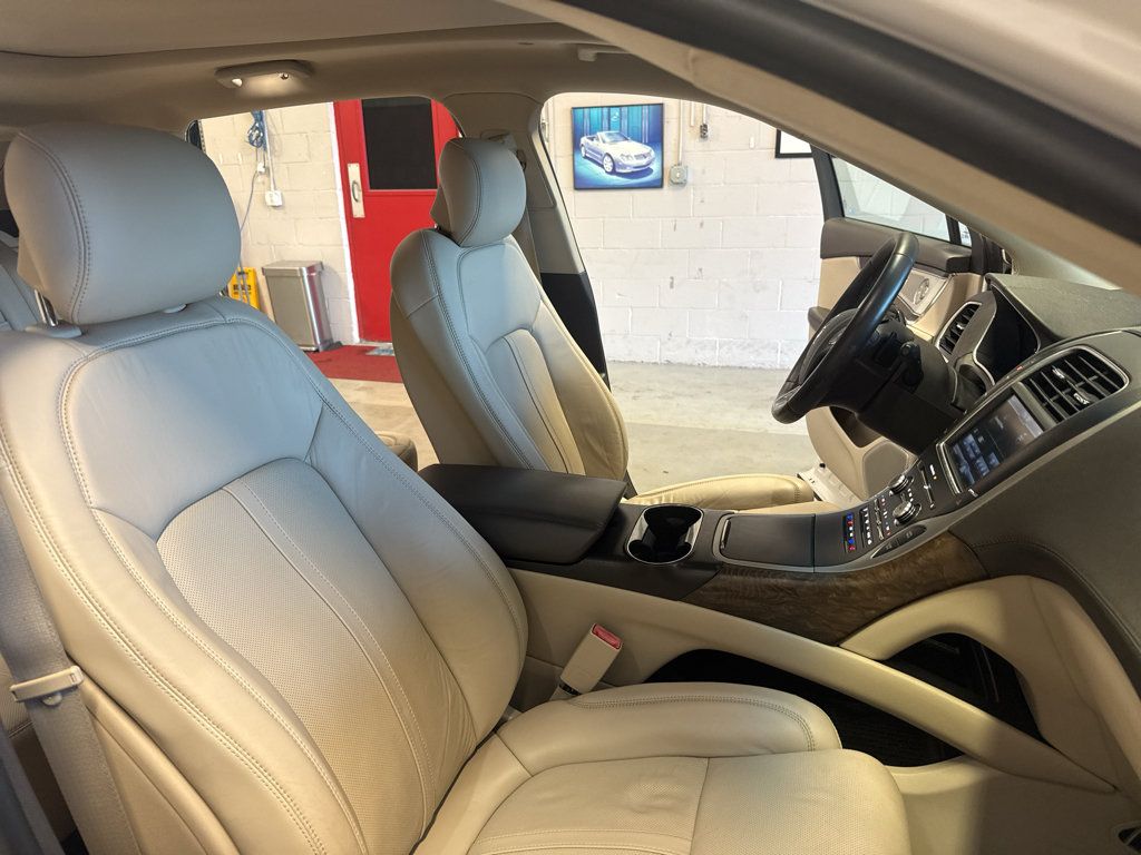 Used 2016 Lincoln MKX Reserve w/ Luxury Package FWD image 23
