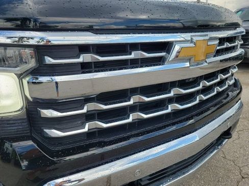 Used 2023 Chevrolet Silverado 1500 LTZ RWD image 13