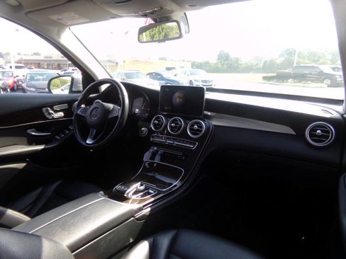 Used 2016 Mercedes-Benz GLC 300 image 28