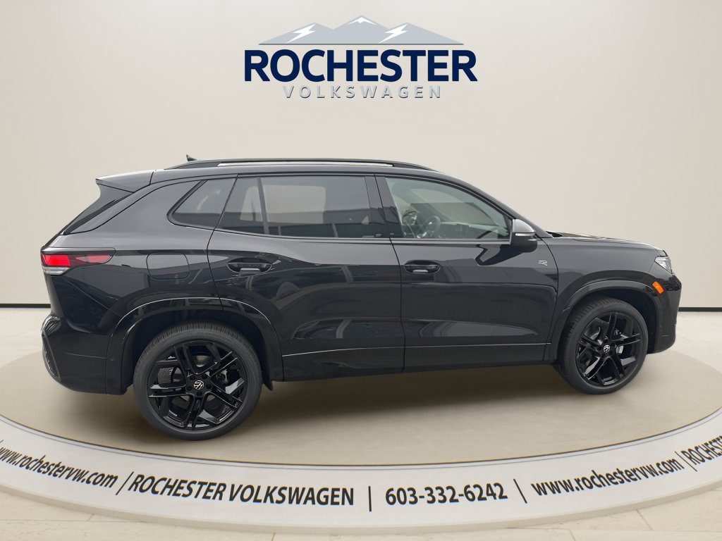 Used 2026 Volkswagen Tiguan SE R-Line AWD/4WD image 8