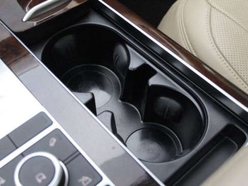 Used 2022 Land Rover Range Rover P525 Westminster Edition image 29