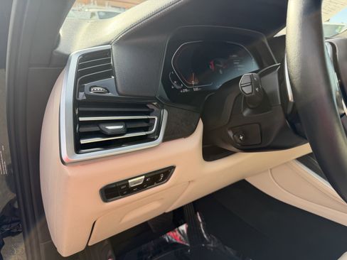 Used 2022 BMW X5 xDrive40i w/ Climate Comfort Package AWD/4WD image 21