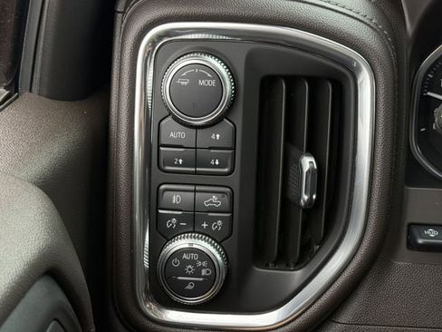 Used 2020 GMC Sierra 1500 Denali w/ Denali Ultimate Package AWD/4WD image 26