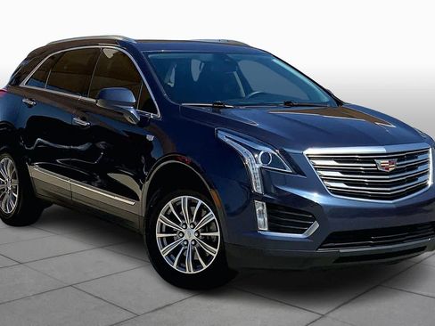 Used 2018 Cadillac XT5 Luxury w/ Driver Awareness Package image 3