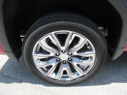 Used 2024 GMC Sierra 1500 Denali w/ Denali Reserve Package AWD/4WD image 9