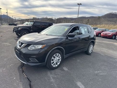 Used 2016 Nissan Rogue S image 4