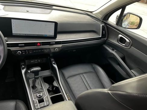 Used 2024 Kia Sorento X-Line EX image 16