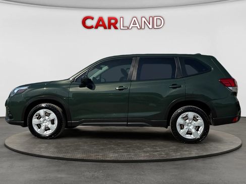 Used 2023 Subaru Forester AWD/4WD image 2