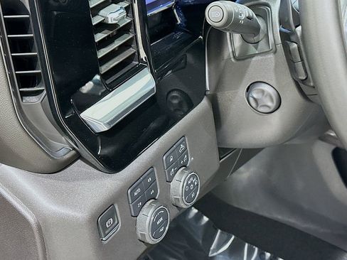 Used 2025 Chevrolet Silverado 1500 LTZ AWD/4WD image 10