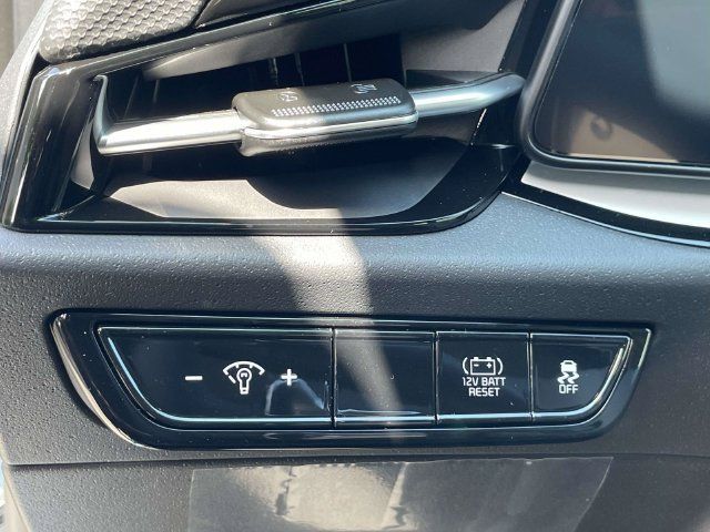 New 2026 Kia Niro EX FWD image 17