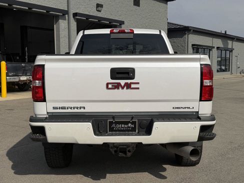 Used 2018 GMC Sierra 3500 Denali w/ Duramax Plus Package image 22