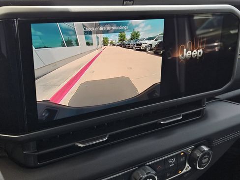 New 2026 Jeep Gladiator Sport AWD/4WD image 19