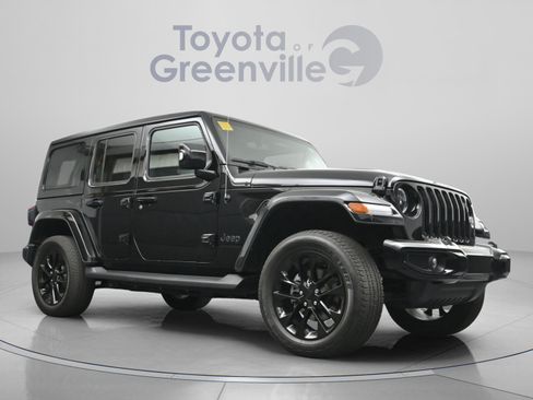 Used 2023 Jeep Wrangler Unlimited Sahara image 20