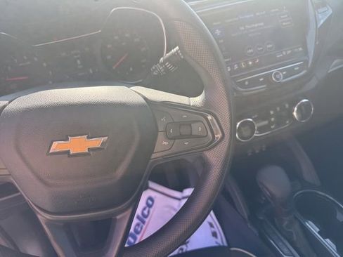 Used 2023 Chevrolet TrailBlazer LT w/ Convenience Package image 18