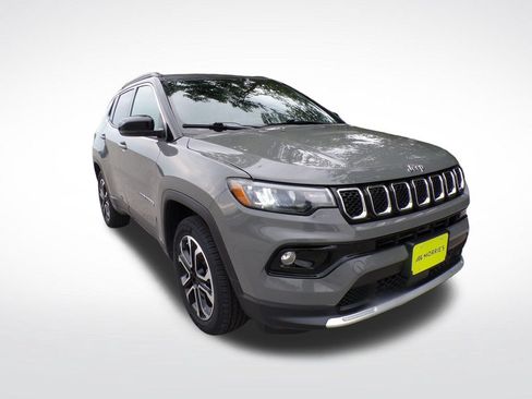 Used 2024 Jeep Compass Limited AWD/4WD image 7