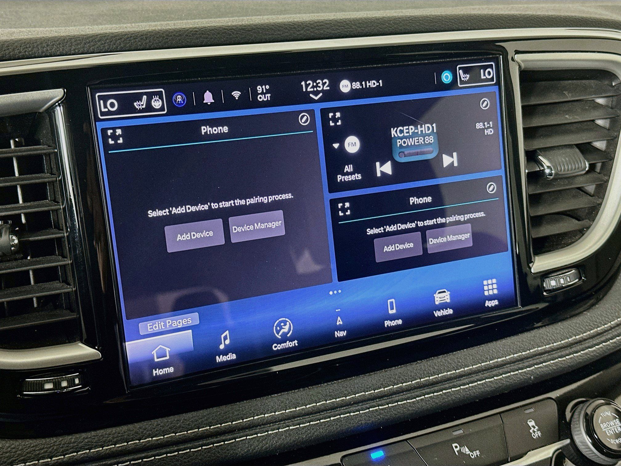 Used 2024 Chrysler Pacifica Limited FWD image 21