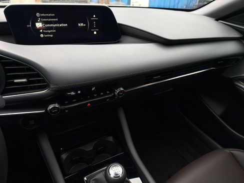 New 2026 MAZDA MAZDA3 2.5 S Hatchback w/ Premium Pkg image 24