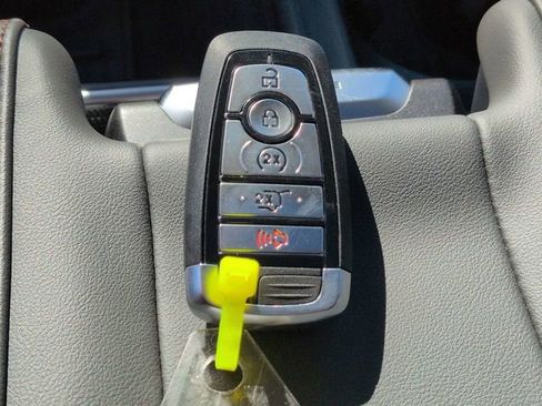 New 2025 Ford Expedition Max Active image 34