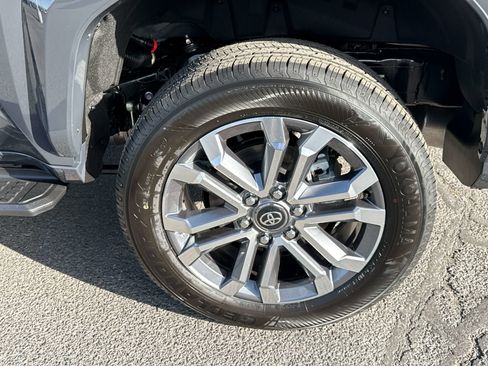 New 2026 Toyota 4Runner Limited AWD/4WD image 6