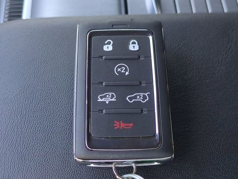 New 2026 Jeep Grand Wagoneer Limited AWD/4WD image 32